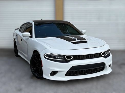 Used 2021 Dodge Charger R/T RWD image 2