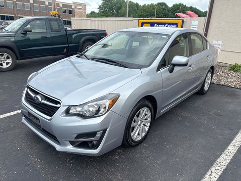 Used 2015 Subaru Impreza 2.0i Premium AWD/4WD image 7