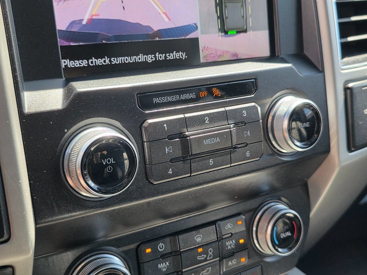 Used 2019 Ford F150 Lariat w/ Equipment Group 502A Luxury AWD/4WD image 45