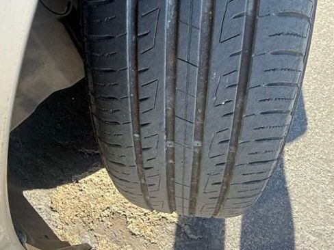 Used 2014 Toyota Corolla LE image 28