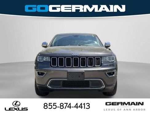 Used 2018 Jeep Grand Cherokee Limited AWD/4WD image 11