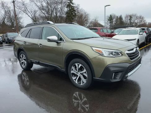 Certified 2022 Subaru Outback Touring w/ Popular Package #2 image 2