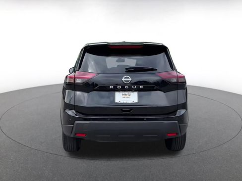 Used 2025 Nissan Rogue SV FWD image 12