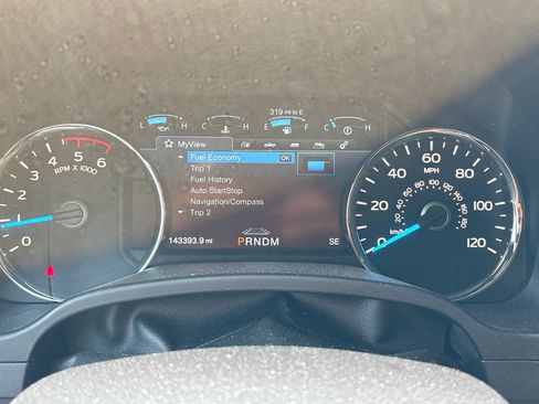 Used 2018 Ford F150 King Ranch w/ Equipment Group 601A Luxury AWD/4WD image 7