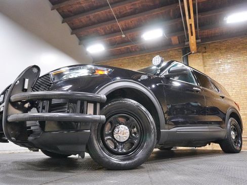 Used 2020 Ford Explorer 4WD Police Interceptor image 3