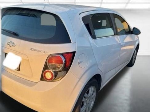 Used 2015 Chevrolet Sonic LT image 3