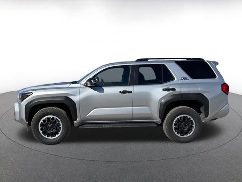 Used 2025 Toyota 4Runner TRD Off-Road image 9