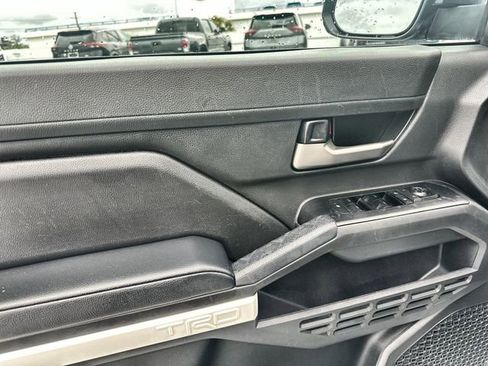 Used 2024 Toyota Tacoma TRD Off-Road image 15