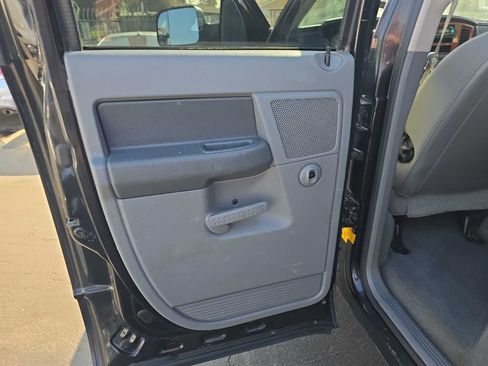 Used 2006 Dodge Ram 2500 Truck SLT w/ Trailer Tow Group image 12