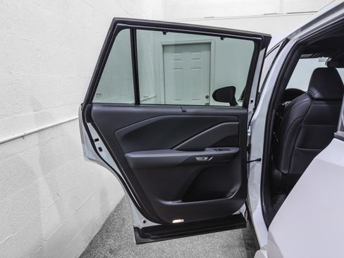 Used 2024 Lexus TX 500h AWD w/ Technology Package image 17