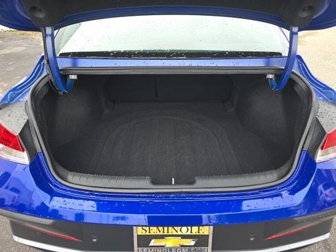 Used 2024 Hyundai Elantra Limited image 5