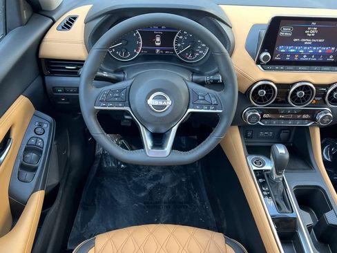 New 2025 Nissan Sentra SV w/ SV Premium Package image 15