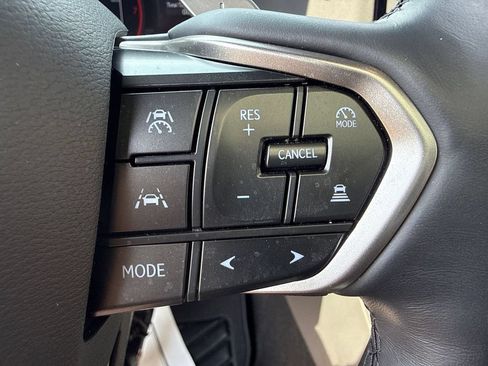 Used 2026 Lexus GX 550 w/ Accessory Package (31) AWD/4WD image 29