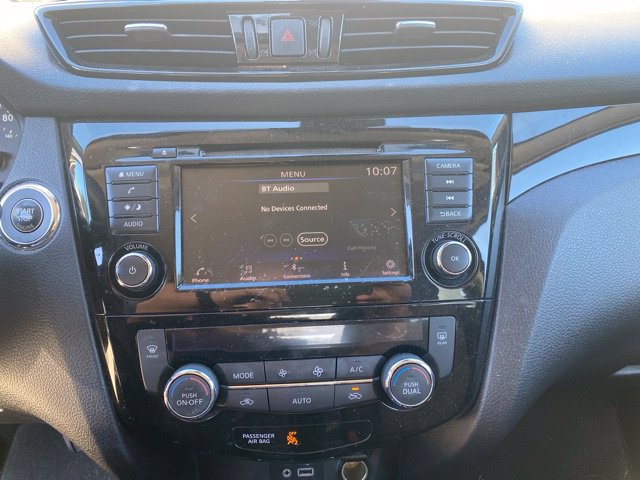 Used 2021 Nissan Rogue Sport SV AWD/4WD image 21
