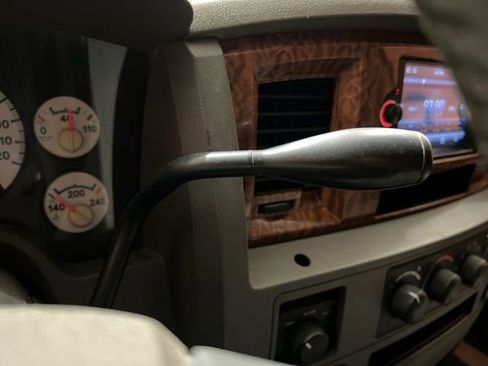 Used 2006 Dodge Ram 2500 Truck SLT w/ Protection Group AWD/4WD image 13
