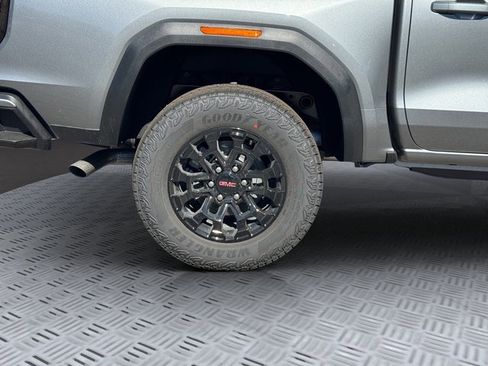 New 2026 GMC Canyon Elevation w/ Convenience Package image 28