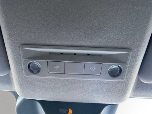 Used 2026 Nissan Kicks SV FWD image 29