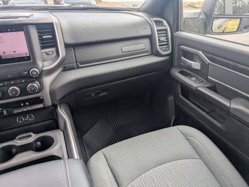 Used 2024 RAM 2500 Big Horn image 17