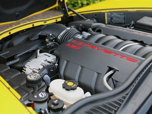 Used 2011 Chevrolet Corvette Grand Sport RWD image 15