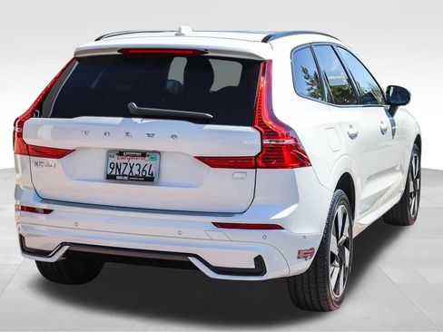 Used 2024 Volvo XC60 T8 Plus w/ Protection Package Premier AWD/4WD image 8