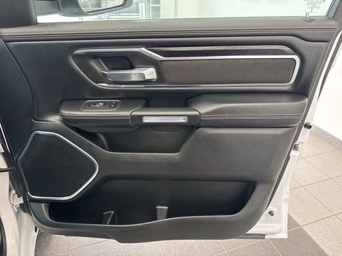 Used 2024 RAM 1500 Laramie AWD/4WD image 12
