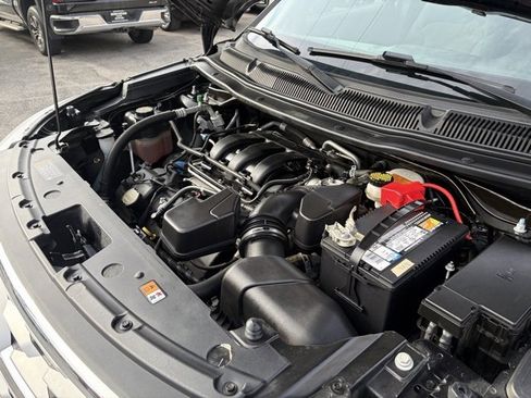 Used 2019 Ford Explorer XLT w/ Equipment Group 201A image 12