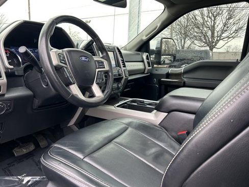 Used 2020 Ford F350 Lariat w/ Lariat Ultimate Package image 19