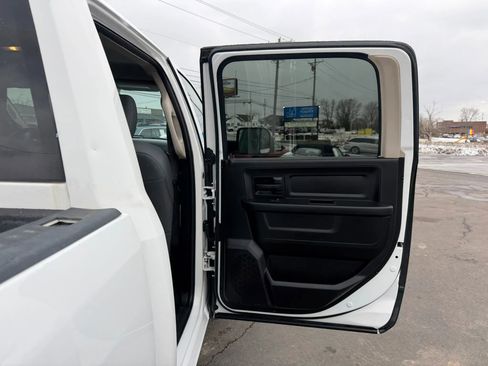 Used 2017 RAM 3500 Tradesman w/ Chrome Appearance Group AWD/4WD image 32