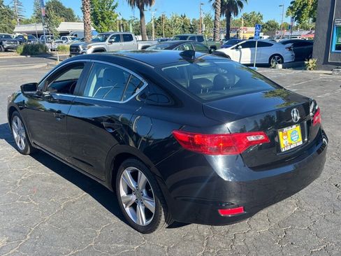 Used 2015 Acura ILX FWD image 6