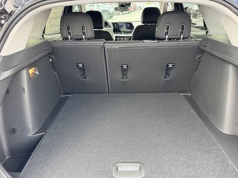 New 2026 Chevrolet Trax LS w/ LS Convenience Package FWD image 11