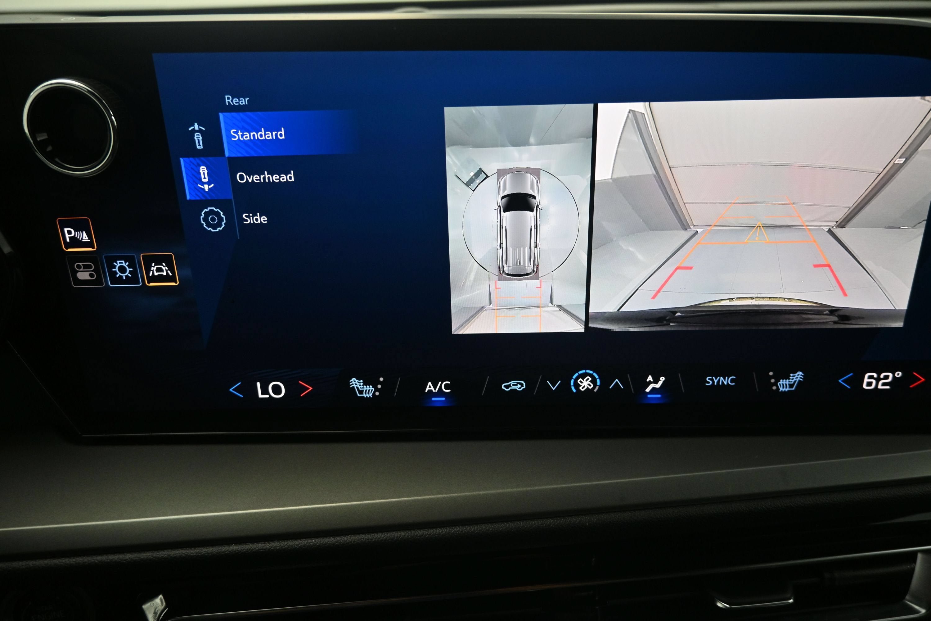 Certified 2024 Chevrolet Traverse LS FWD image 18
