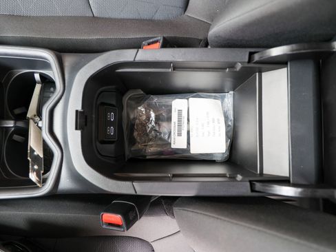 Certified 2025 Toyota RAV4 XLE w/ Convenience Package image 25