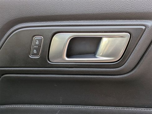 Used 2022 Ford Mustang Premium image 30