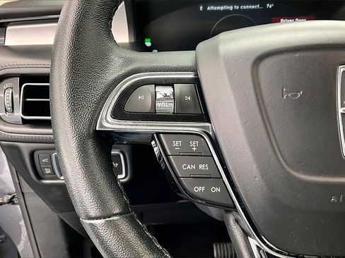 Used 2022 Lincoln Nautilus FWD image 18