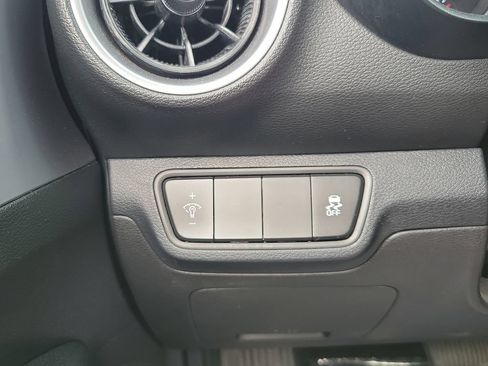 Used 2024 Kia Forte LXS FWD image 14
