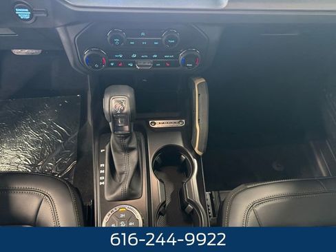 New 2026 Ford Bronco Badlands image 14