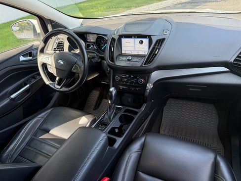 Used 2019 Ford Escape SEL AWD/4WD image 17