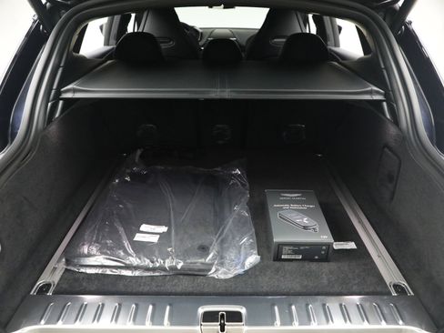 New 2026 Aston Martin DBX 707 image 39