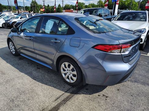 Used 2025 Toyota Corolla LE FWD image 6