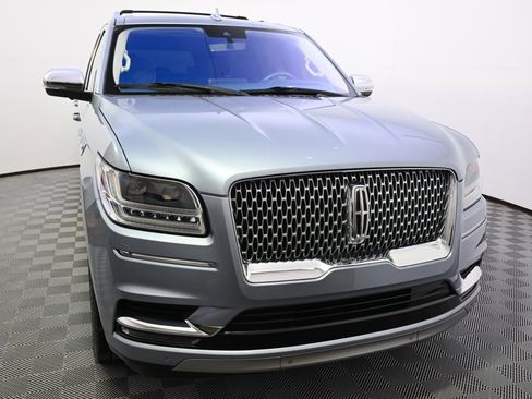 Used 2019 Lincoln Navigator L Black Label w/ Cargo Package image 9