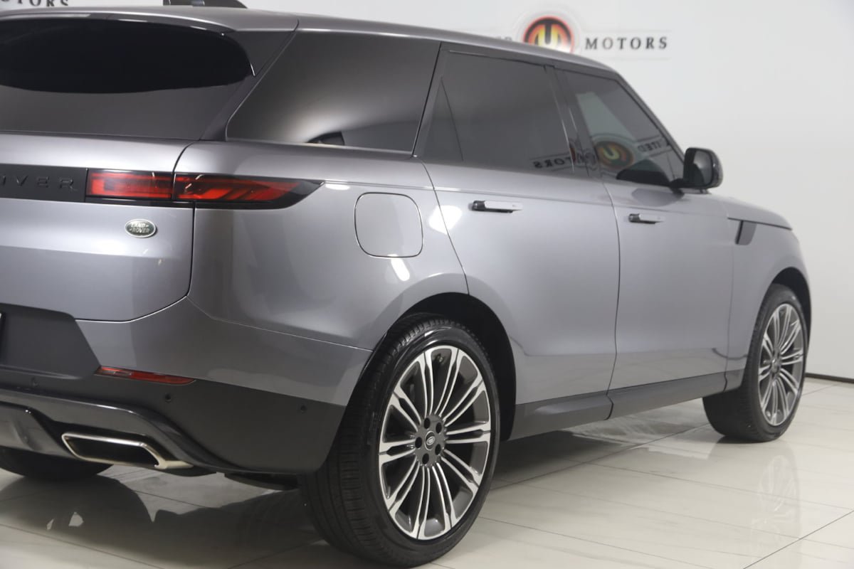 Used 2023 Land Rover Range Rover Sport SE AWD/4WD image 40