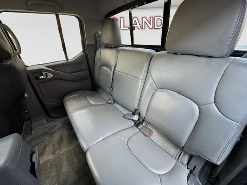 Used 2016 Nissan Frontier SV w/ SV Value Truck Package RWD image 17
