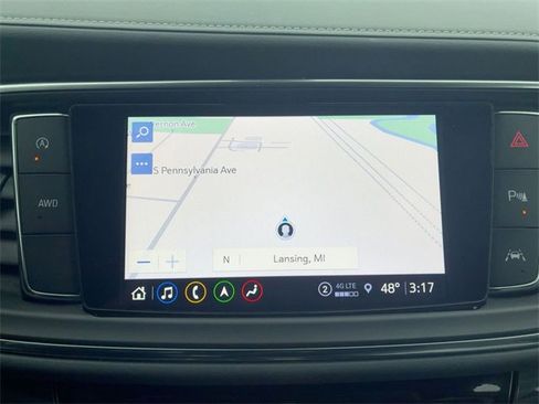 Used 2024 Buick Enclave Premium image 24