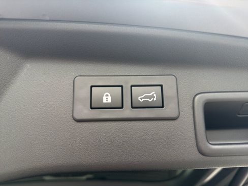 Certified 2026 Subaru Outback Premium AWD/4WD image 31