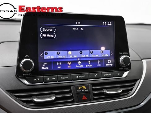 Used 2023 Nissan Altima 2.5 SR AWD/4WD image 18