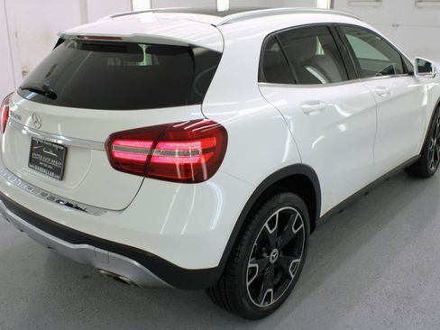 Used 2020 Mercedes-Benz GLA 250 w/ Convenience Package image 9