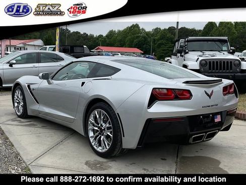 Used 2017 Chevrolet Corvette Stingray Coupe w/ Carbon Flash Badge Package RWD image 5