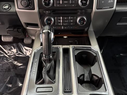 Used 2015 Ford F150 Lariat w/ Equipment Group 502A Luxury AWD/4WD image 42