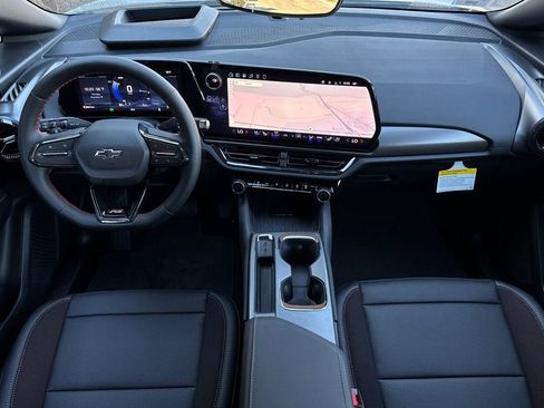 New 2026 Chevrolet Equinox EV RS image 13