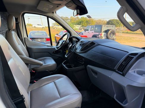 Used 2016 Ford Transit 250 130 Low Roof w/ Exterior Upgrade Package image 38